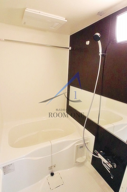 メゾンルピナスの浴室|お風呂です。