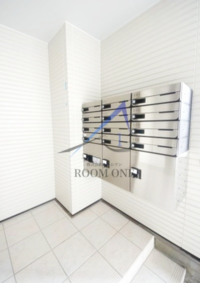 ＬＡＵＲＥＬ坂下のその他共用部分|宅配ボックスです。