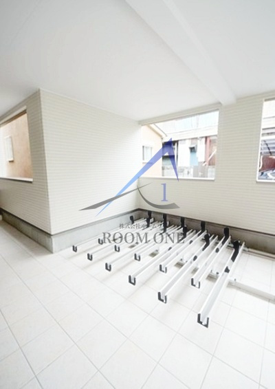 ＬＡＵＲＥＬ坂下