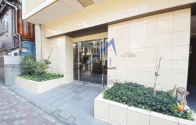 Latour OZAWAのエントランス|エントランスです。