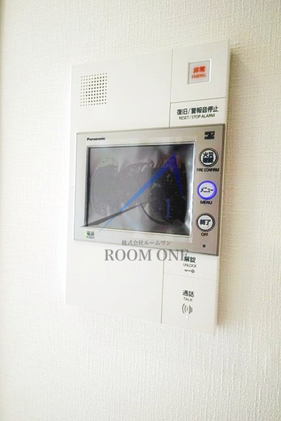 GENOVIA隅田川east skygardenのセキュリティ|モニター付きインターホンです。