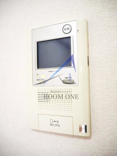 ルーブル南池袋のセキュリティ|モニター付きインターホンです。