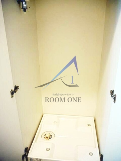 ルーブル南池袋の設備|洗濯機置き場です。