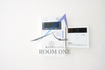 日神パレステージ志村坂下のセキュリティ|モニター付きインターホンです。