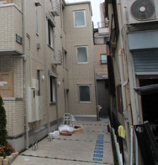 Casa Vert　今戸のエントランス