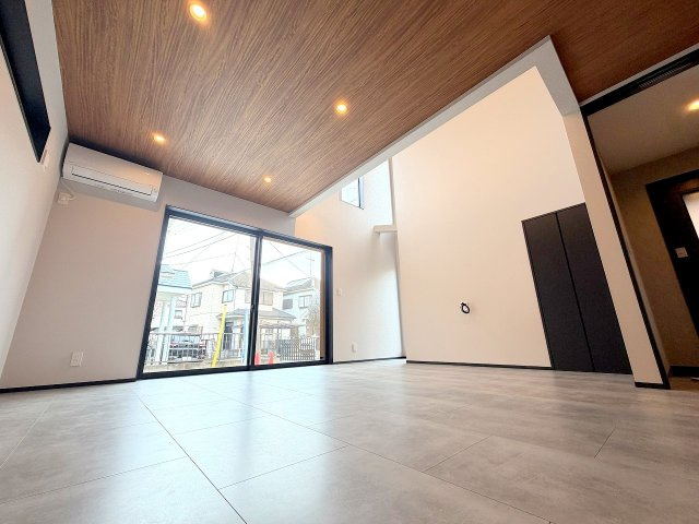 あきる野市野辺全1棟　新築戸建の居間・リビング