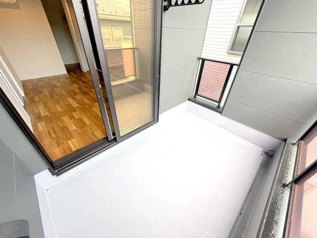 あきる野市野辺全1棟　新築戸建のバルコニー