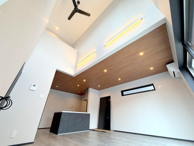 あきる野市野辺全1棟　新築戸建の居間・リビング