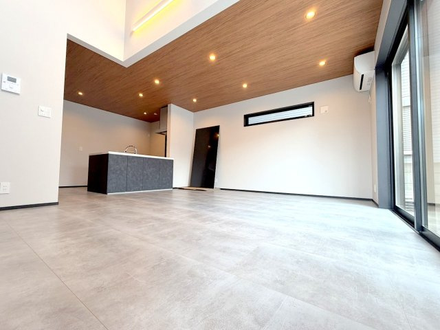 あきる野市野辺全1棟　新築戸建の居間・リビング