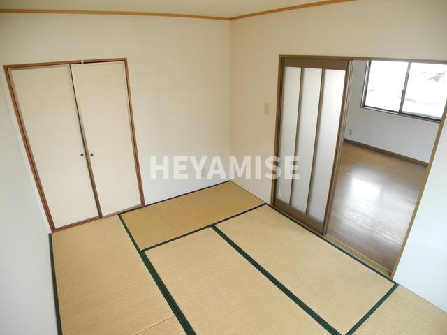 ロイヤルガーデン仲沖E棟のその他