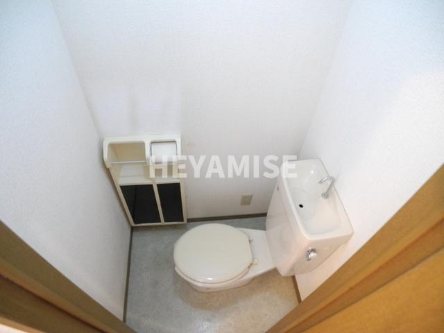 ロイヤルガーデン仲沖E棟のトイレ