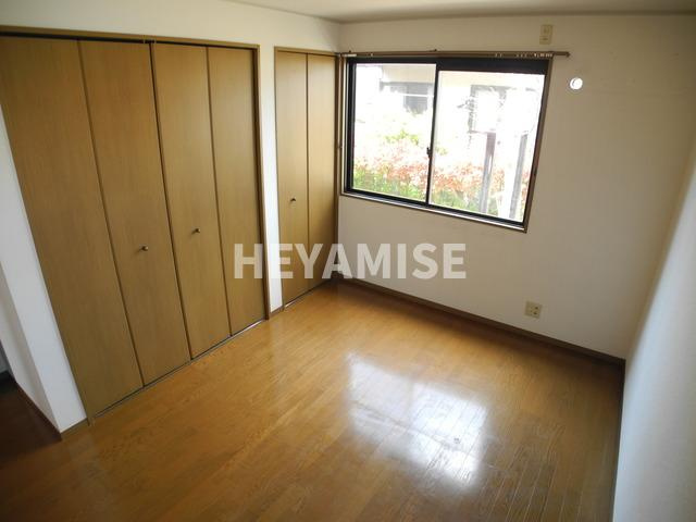 ロイヤルガーデン仲沖E棟の内装