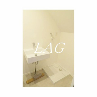 【洗面所】 | スパッツィオ中野坂上 | 洗面台です。