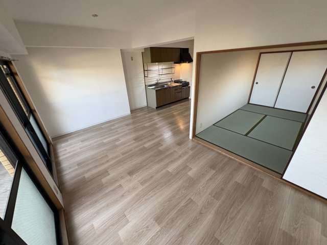 カーサコモド芦屋の居間・リビング