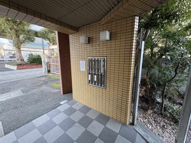 カーサコモド芦屋のエントランス