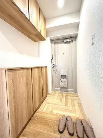 南三十二条グランドハイツの玄関