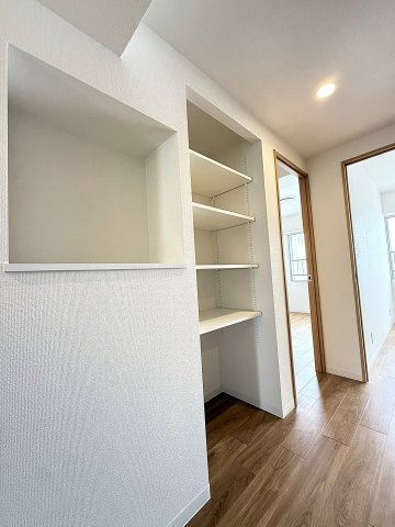 南三十二条グランドハイツの収納