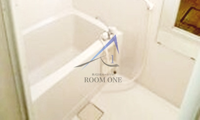 渋谷東４丁目アパートの浴室|お風呂です。