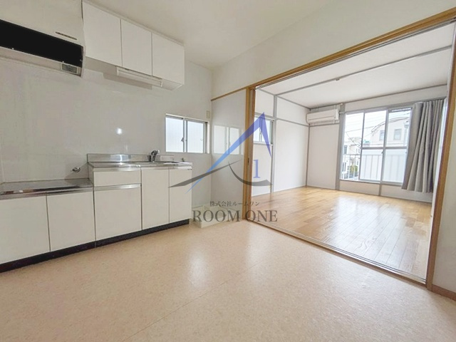 ハイツ白馬の居間・リビング|洋室のお部屋です。