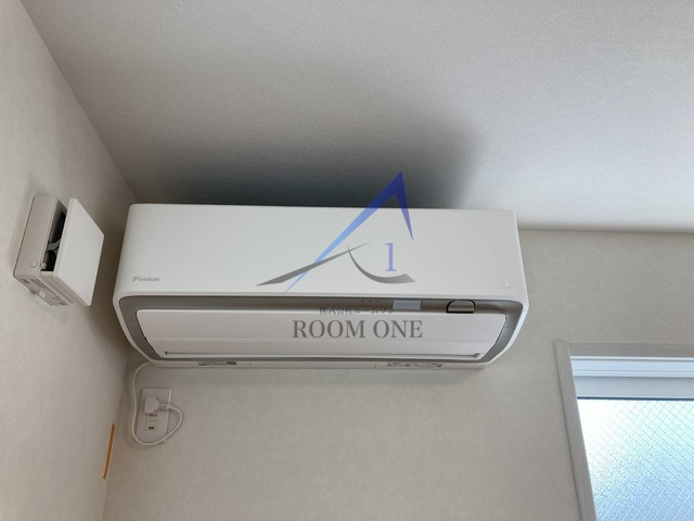 Ｃｏｌｉｎａ　Ａｌｔａのその他|エアコン付です。