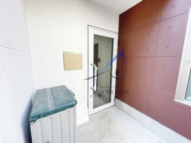 ＰＩＮＥＳ平和台のエントランス|エントランスです。