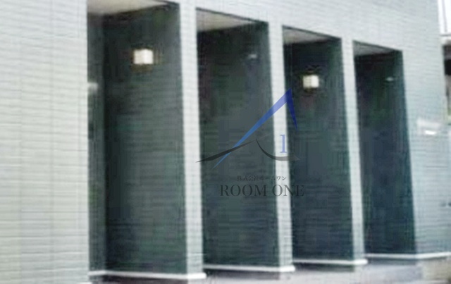 メゾン・ド・ルルス・ドゥーのエントランス|エントランスです。