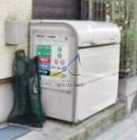 オーパーズ・フォルモントのその他共用部分|敷地内ごみ置き場です。