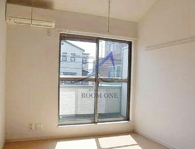 オーパーズ・フォルモントの居間・リビング|洋室のお部屋です。