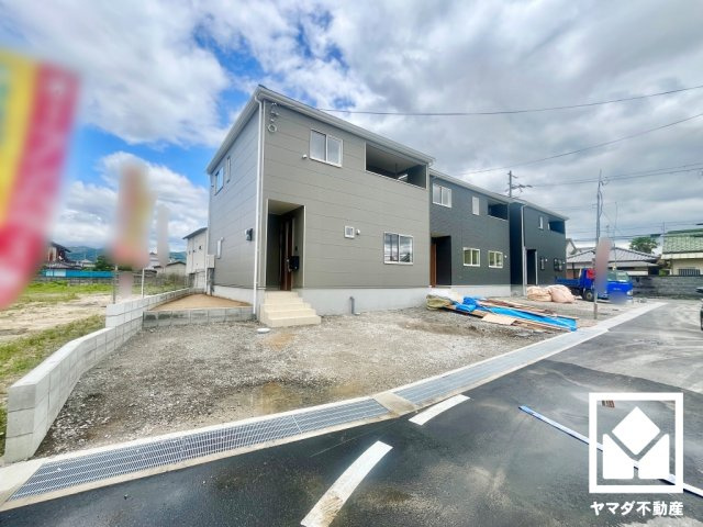 京田辺市草内穴口　第6　1号棟の外観