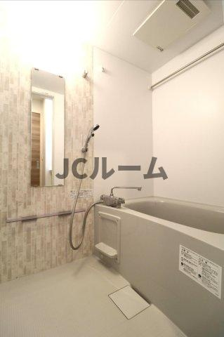 ファースト・ハイツ八幡の浴室