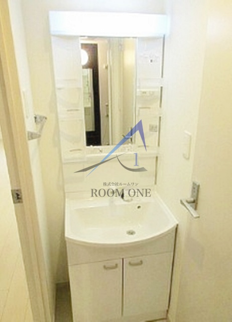 リブリ・モンターニュ千早の洗面所|洗面台です。