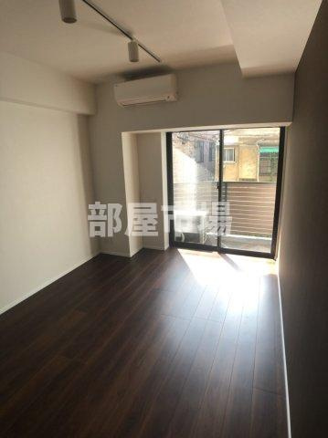 アルテシモ カルドの居間・リビング