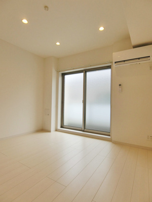 【寝室】 | リブリ・セントファミリア