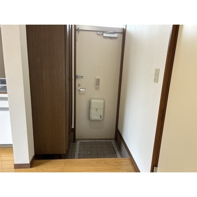 【玄関】 | メゾン・ラフィーネⅠ