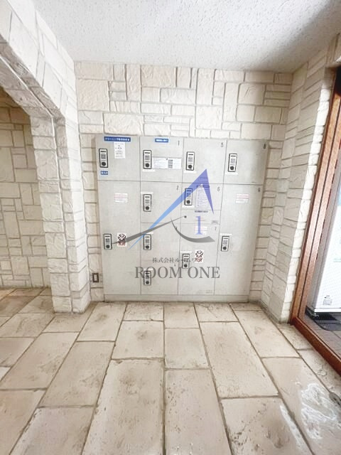 フェニックス幡ヶ谷弐番館のその他共用部分|宅配ボックスです。