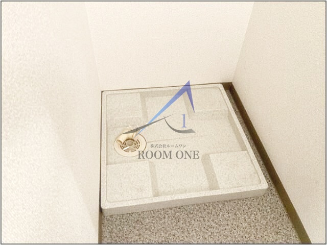 フェニックス幡ヶ谷弐番館の設備|洗濯機置き場です。