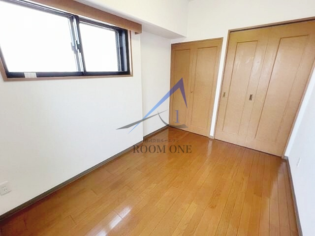 フェニックス幡ヶ谷弐番館の居間・リビング|洋室のお部屋です。