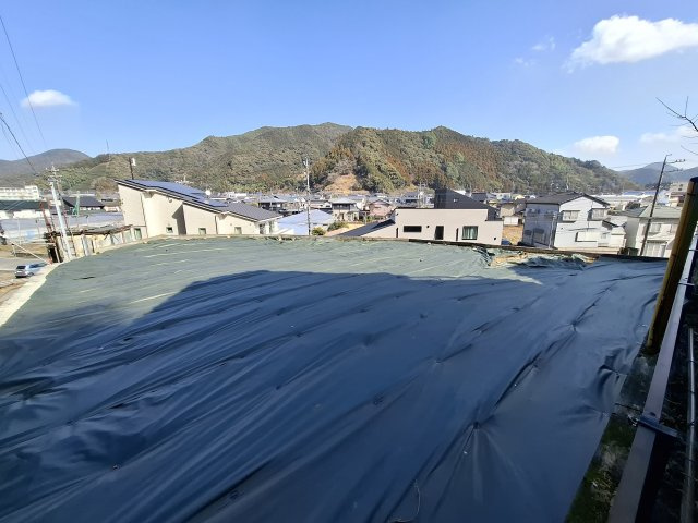 売中古戸建　静岡市葵区新間の前面道路含む現地写真