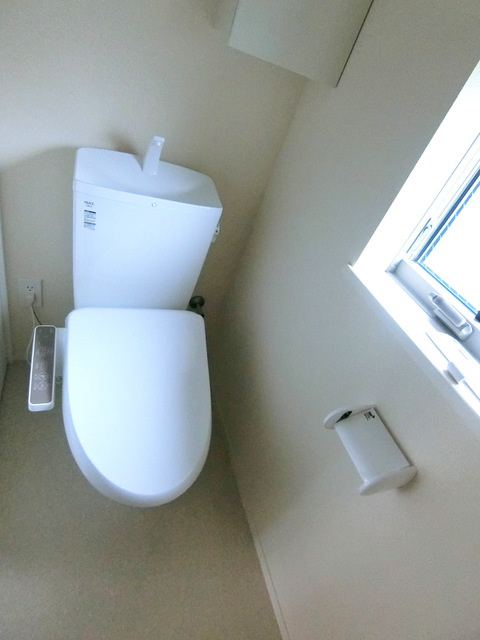 ファマーロのトイレ|★バス・トイレ別★