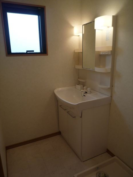 クレアーレハセガワの洗面所