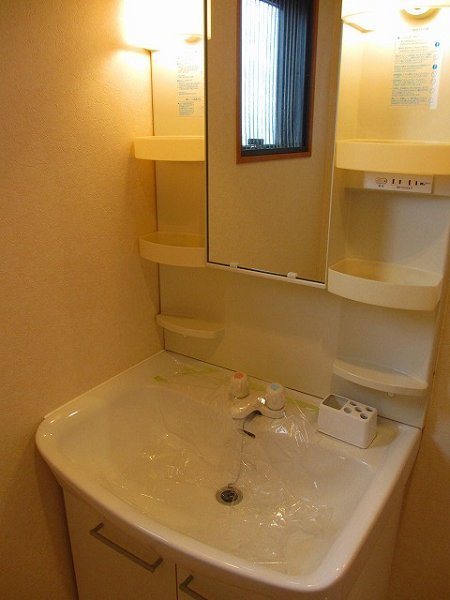 クレアーレハセガワの洗面所