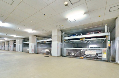 【駐車場】 | ライオンズヒルズ田端不動坂 | 駐車場に車を止められます