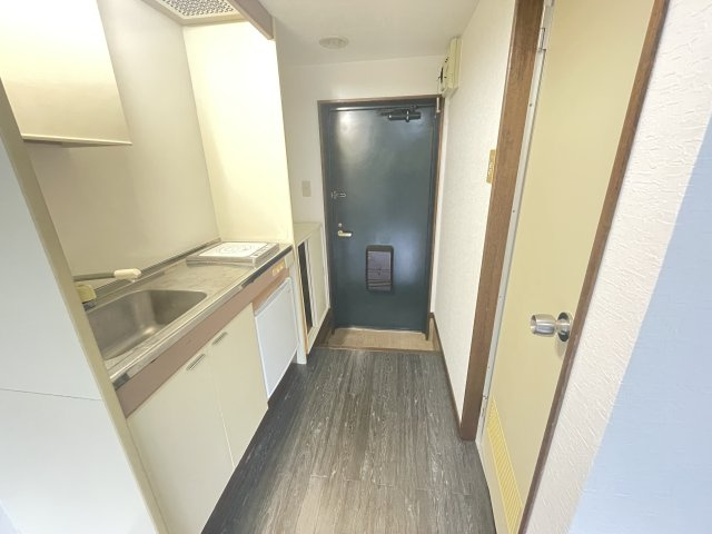 HOUSING１０１の玄関|ゆったりとした玄関です