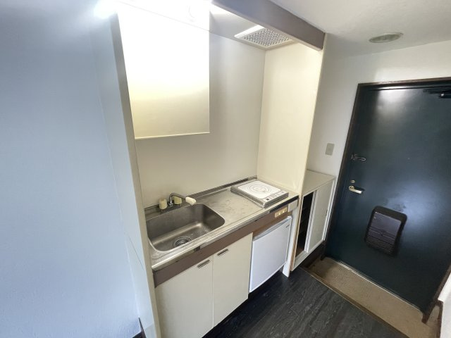 HOUSING１０１のキッチン|コンパクトなキッチンで掃除もラクラク