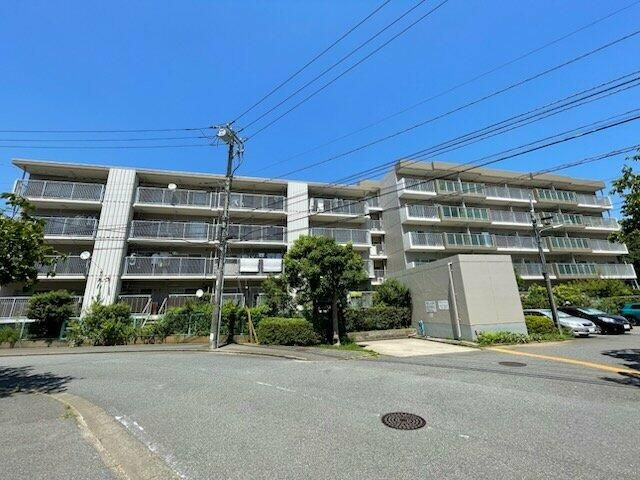 東船橋ガーデニア第３号棟の外観