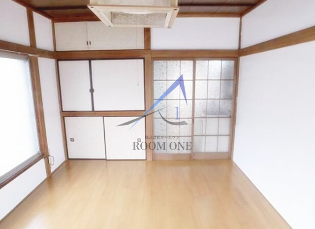 光和荘の居間・リビング|洋室のお部屋です。