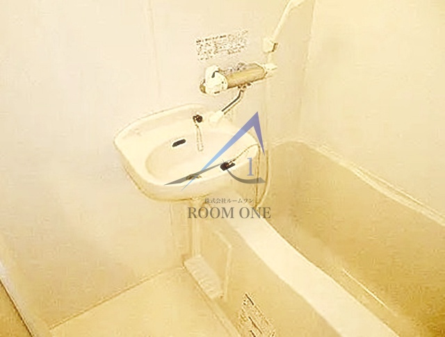 グラントゥルース西日暮里の浴室|お風呂です。