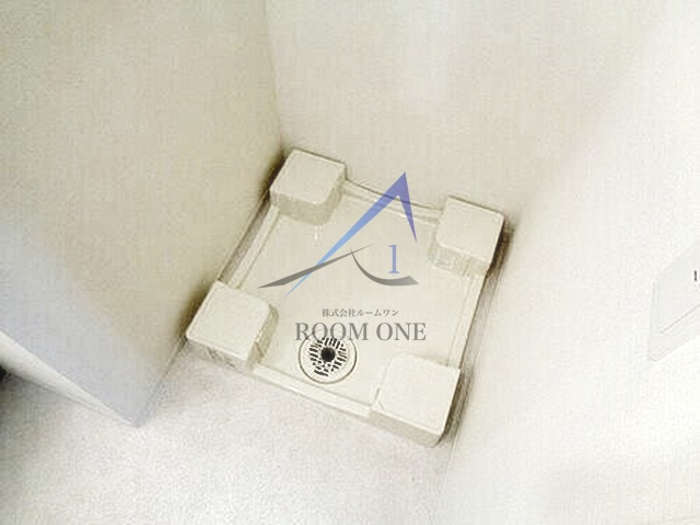 ライオンズ千代田岩本町ミレスーＫＤＡの設備|洗濯機置き場です。