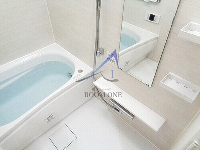 ライオンズ千代田岩本町ミレスーＫＤＡの浴室|お風呂です。