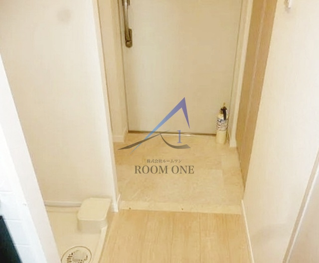 プレール・ドゥーク木場駅前の玄関|玄関です。